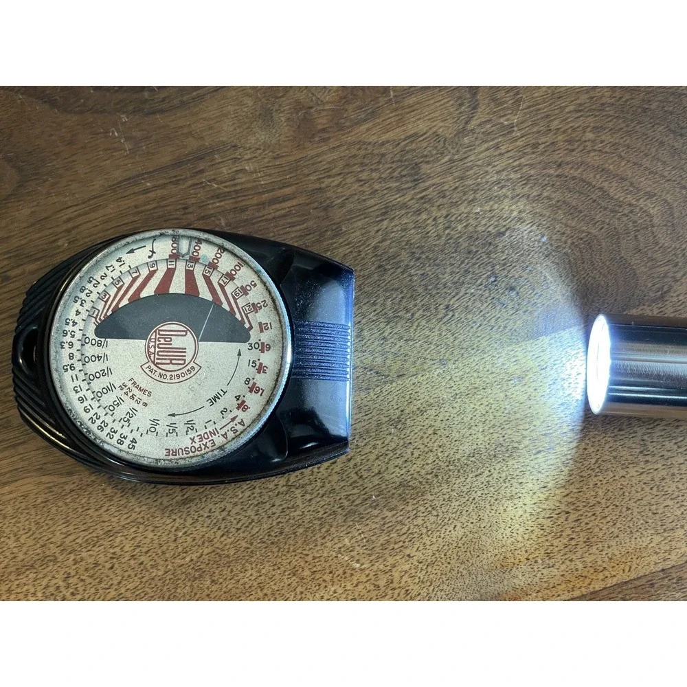 DeJUR Model 50 Exposure Meter